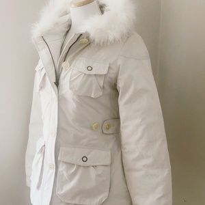 Banana Republic goose down white hood jacket